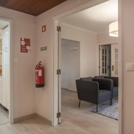 Olivais By Interhome Appartement